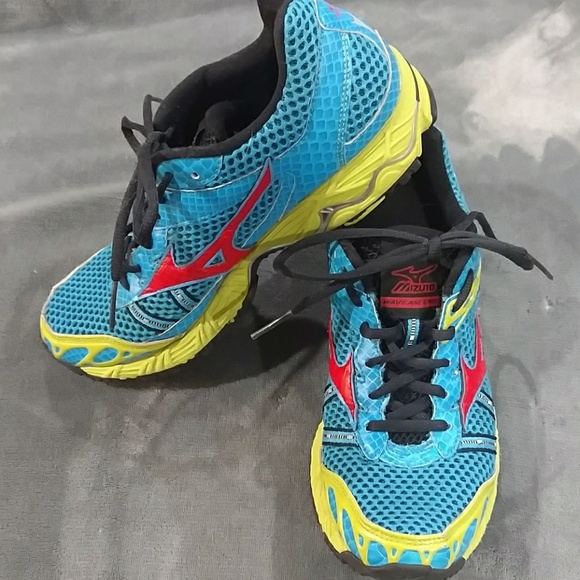 Mizuno Shoes | Mizuno Wave Ascend 7 